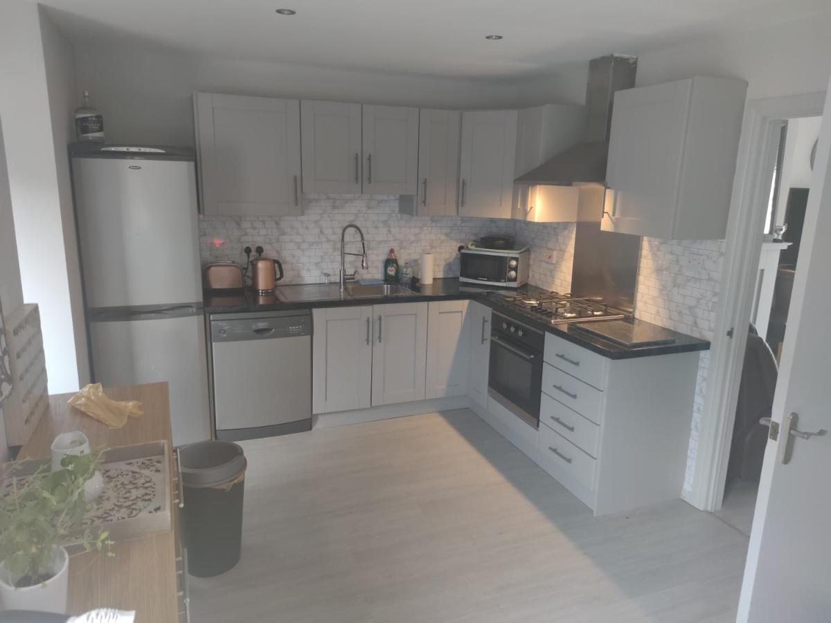 Apartamento Lewis Square Town House Belfast Exterior foto